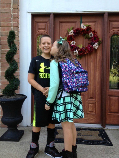 1st day of school kiss (1)