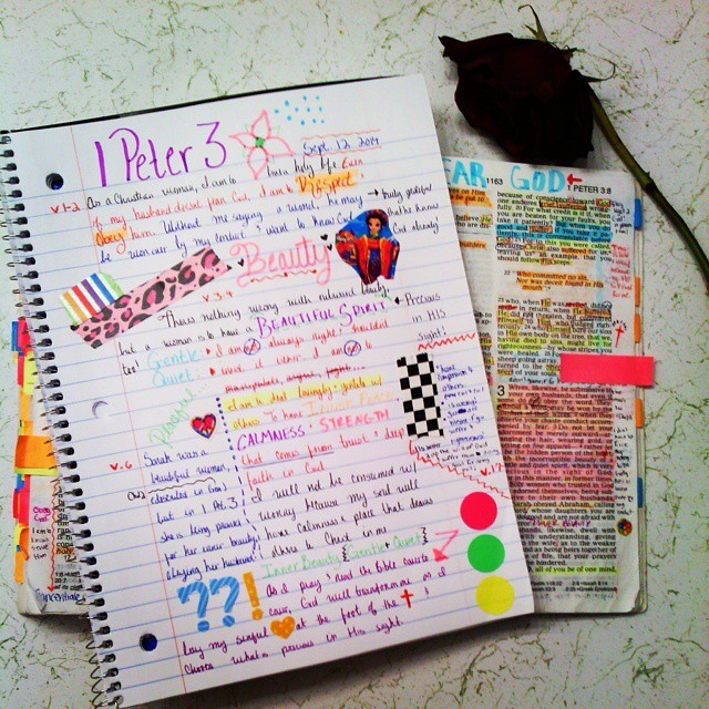 Have you tried Bible art journaling as a part of your daily quiet time? Here are some great ideas from one of our Good Morning Girls of Bible journaling. #GoodMorningGirls #BibleJournaling #Artjournaling