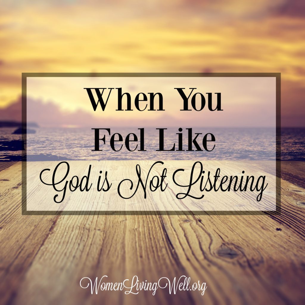 Sometimes it may feel like God isn't listening when we pray. Here is how David responded when he felt God wasn't listening to His prayers. #Biblestudy #Psalms #WomensBibleStudy #GoodMorningGirls