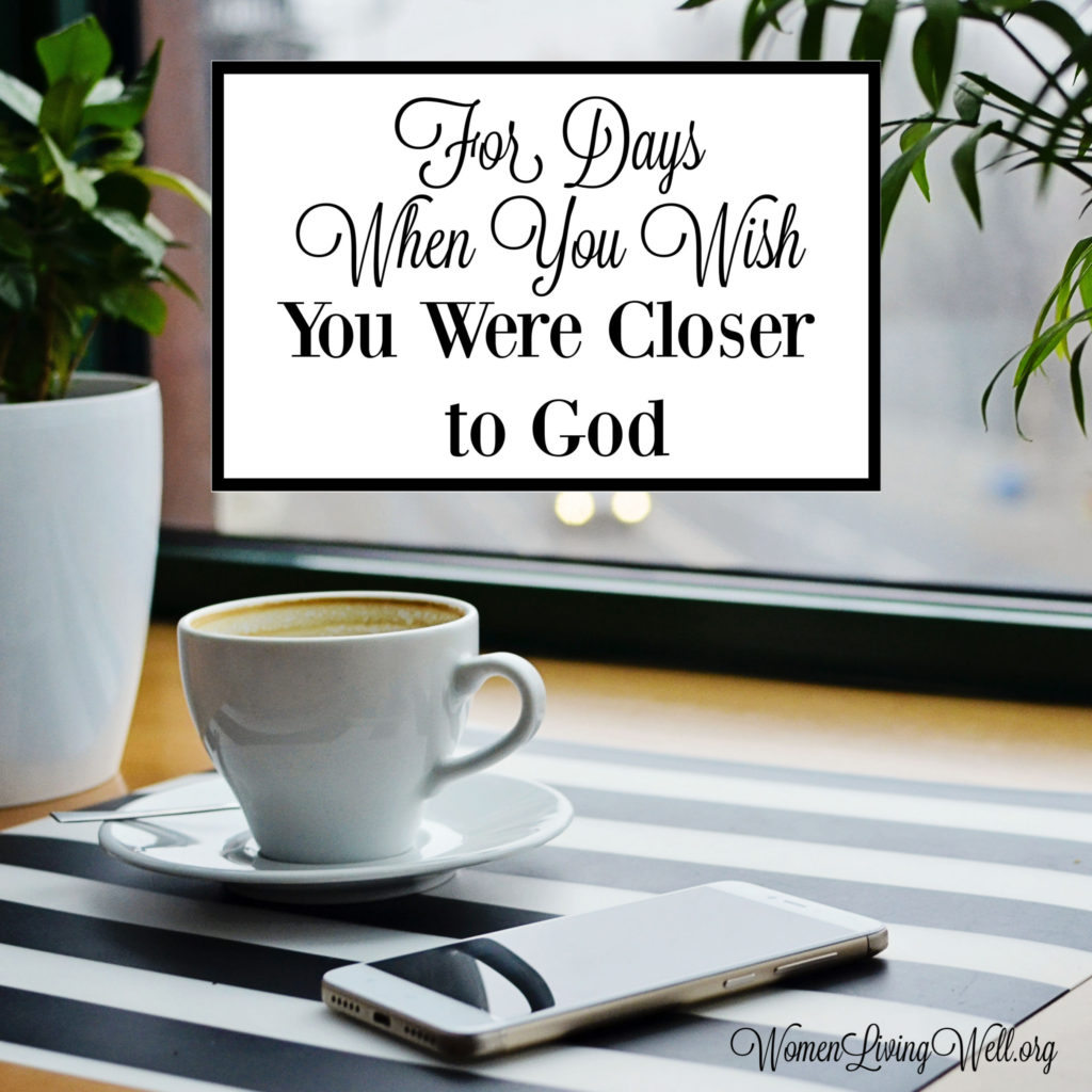 We all go through seasons of feeling distant from God, and our response impacts our direction. How should we respond when we wish we were closer to God? #Biblestudy #Psalms #WomensBibleStudy #GoodMorningGirls